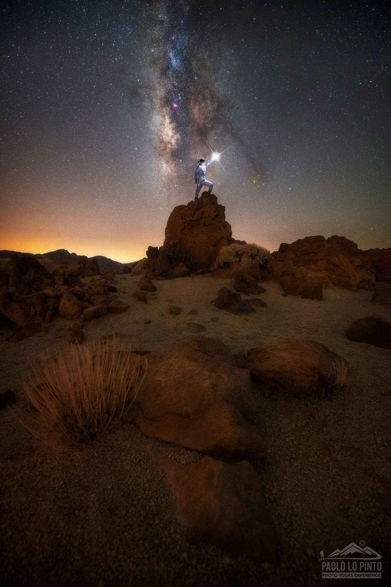 viaggio-fotografico-tenerife-parco teide-stars viaggio fotografico a tenerife via lattea nel parco nazionale del teide stelle e astronauta