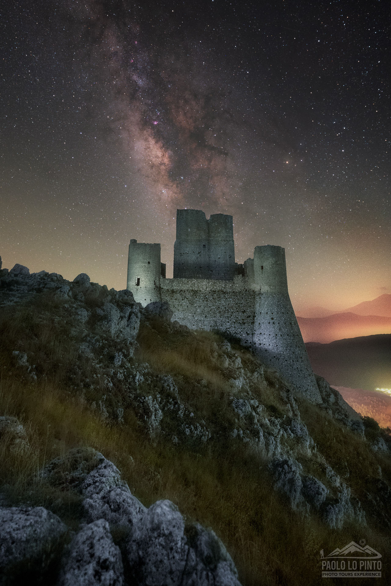 workshop-fotografico-rocca-calascio-via-lattea workshop fotografico rocca calascio via lattea dietro al castello